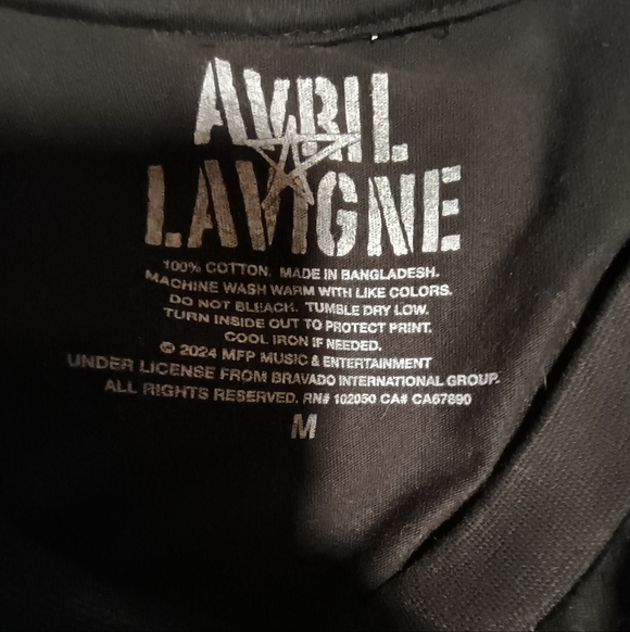 Avril Lavigne Graphic Sleeveless Tee Medium Black Punk Rock Skull Heart Top - Picture 3 of 3